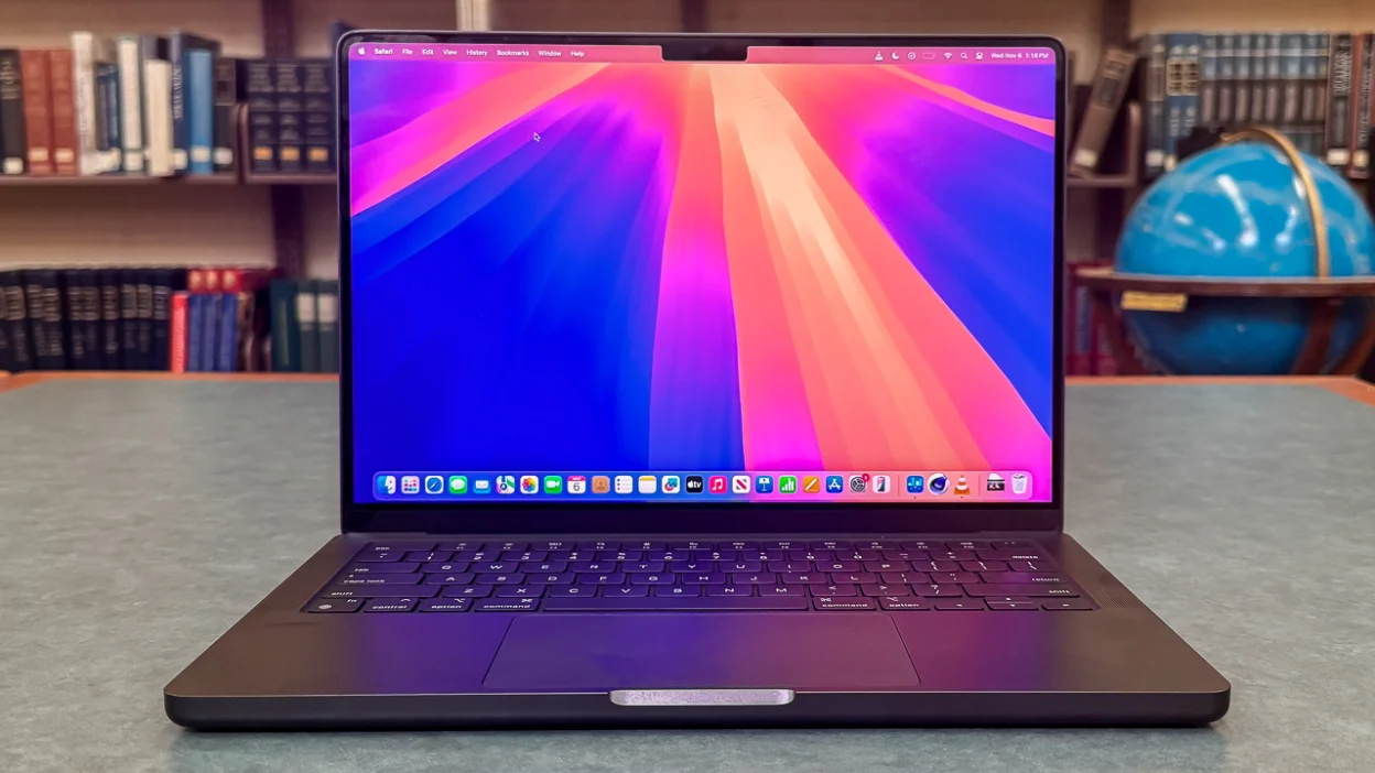 MacBook Pro M5