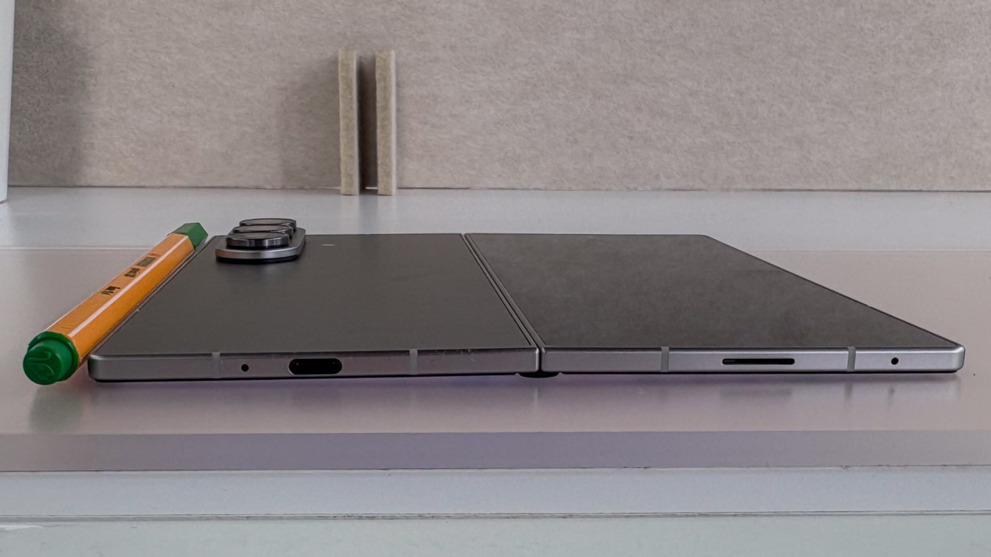 Samsung Galaxy Z Fold 8