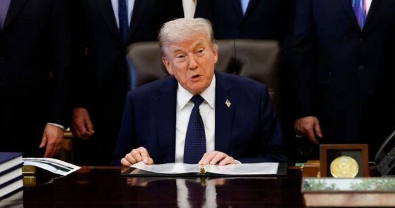 Trump refuses bulletproof vests despite repeated threats