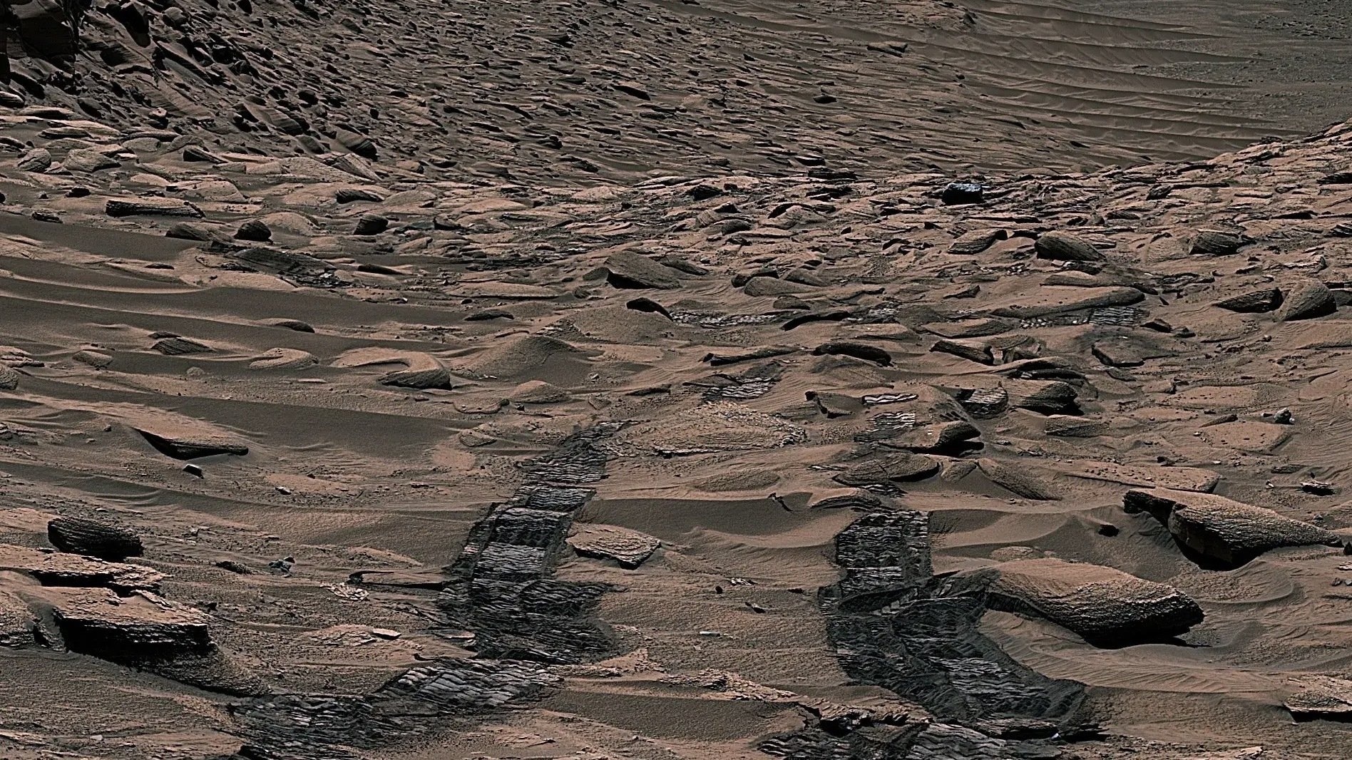 NASA Timelapse Shows Mars Rover’s Ground Covered Over Years