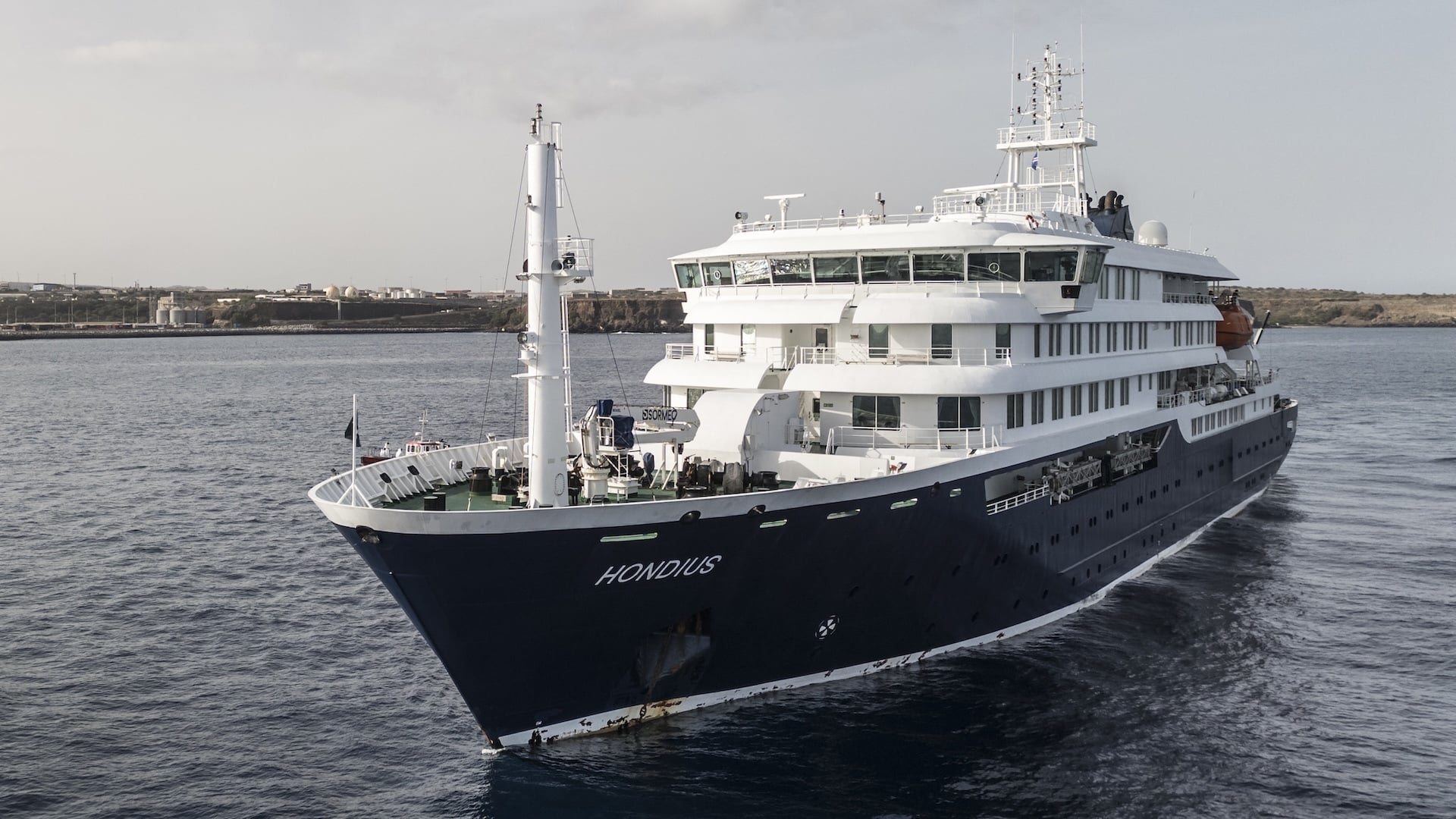 hantavirus outbreak cruise ship