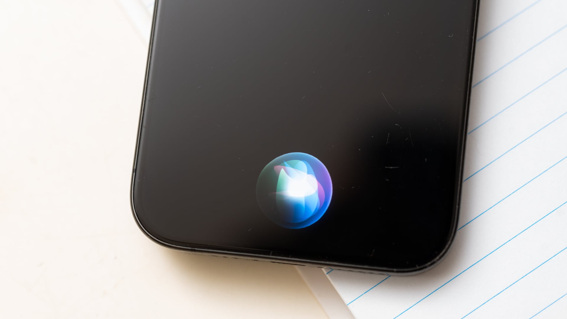 Siri auto-deleting chats